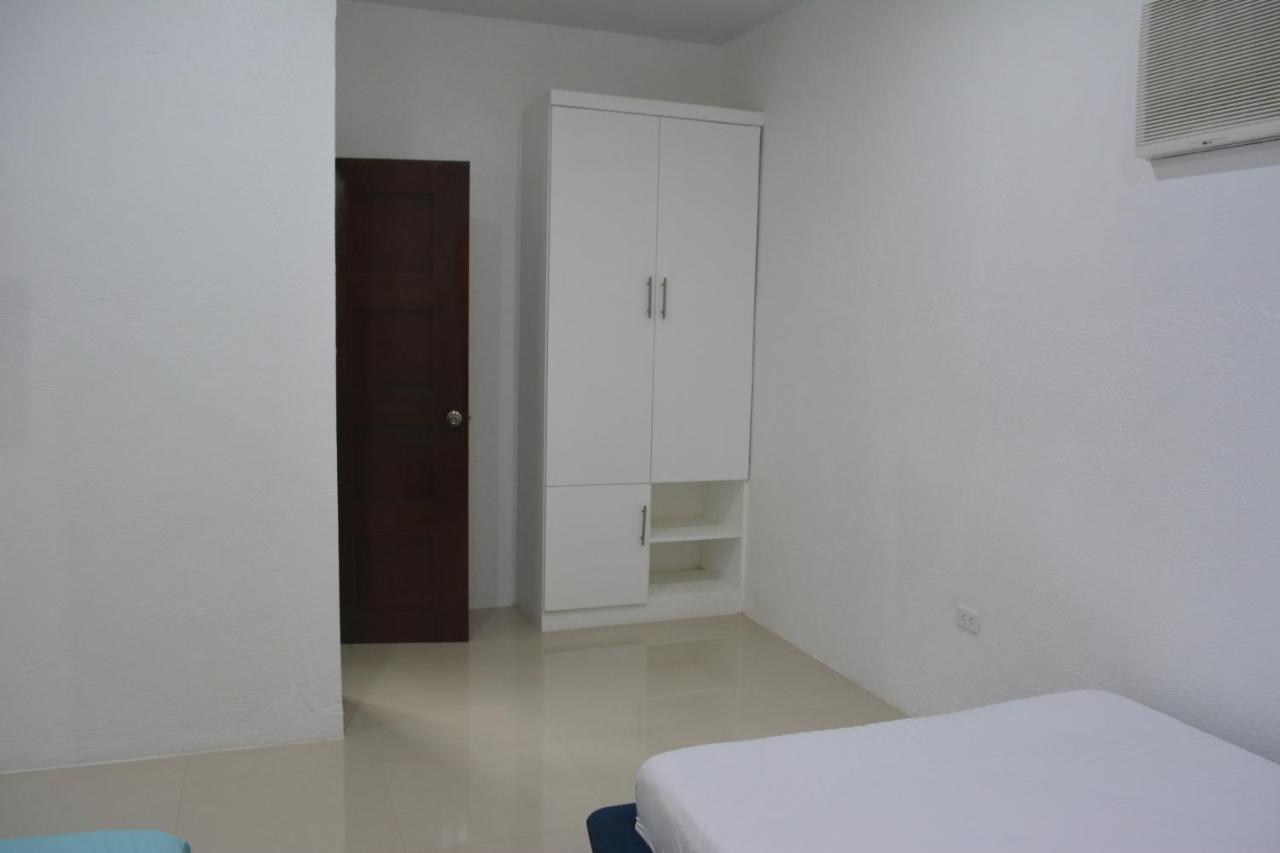 Sergi'S Resort And Hotel Palompon 外观 照片