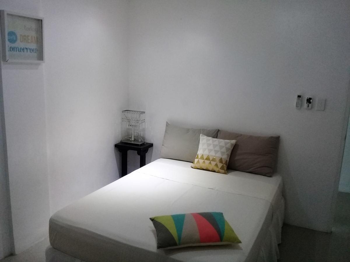 Sergi'S Resort And Hotel Palompon 外观 照片
