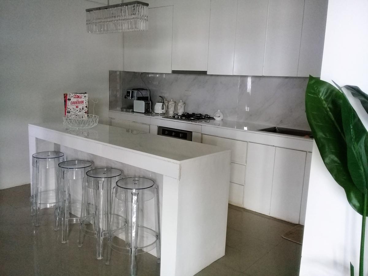 Sergi'S Resort And Hotel Palompon 外观 照片