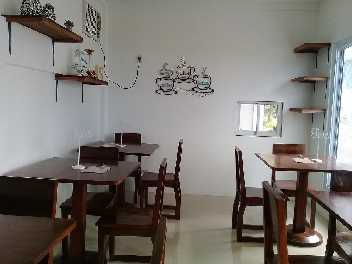 Sergi'S Resort And Hotel Palompon 外观 照片